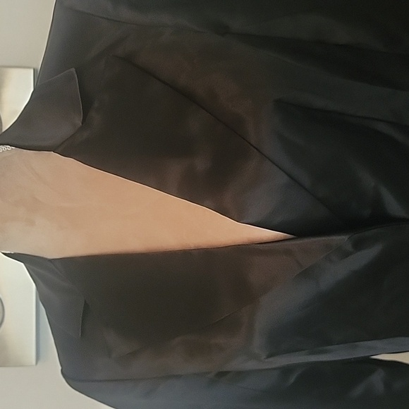 Trina Turk Size 4 Black 'Satin' Single Button Fully Lined Blazer, GORGEOUS! - Picture 2 of 7